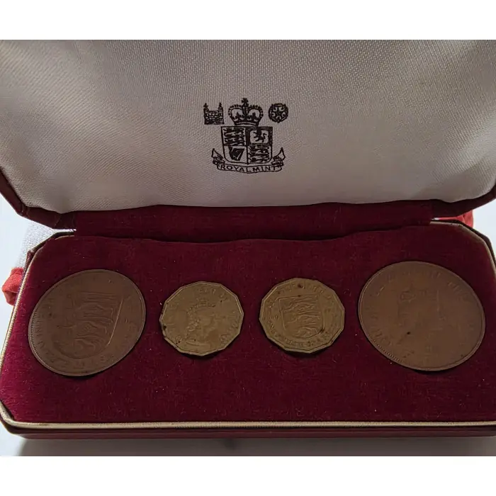 1966 Jersey 4-Coin Set – 2 x 1/4 Shilling & 2 x 1/12 Shilling – In Original Box