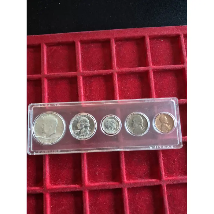 1964 USA MINT SET 🇺🇸  (LAST YEAR OF THE 90% SILVER SERIES.)