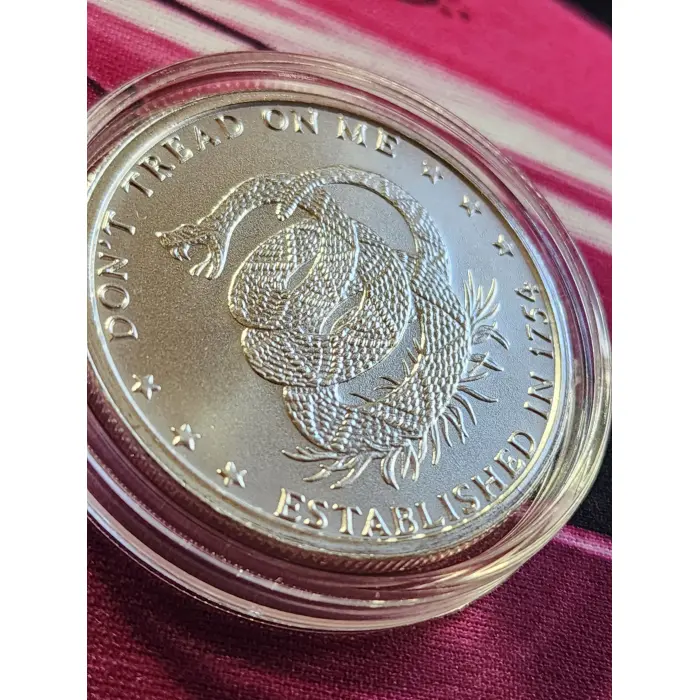 1oz fine silver "dont tread on me" round