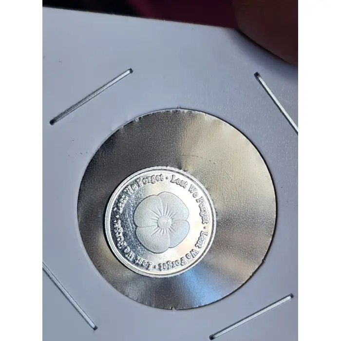 1g fine silver poppy