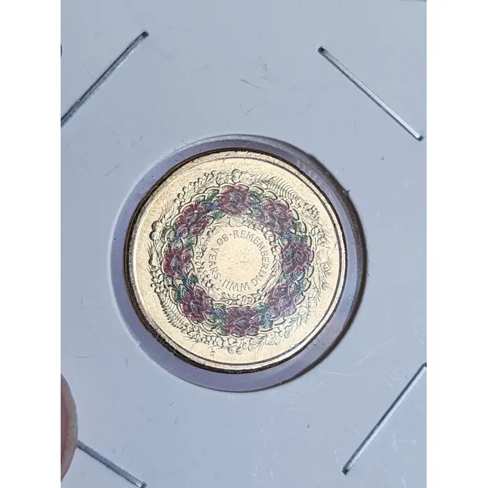 Red poppy wreath circulated 