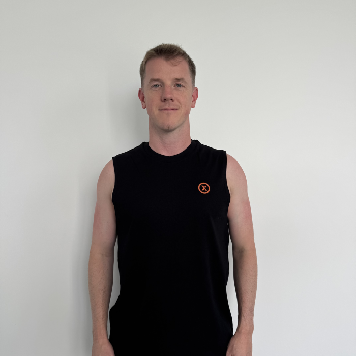 STAPLE TANK — BLACK V2