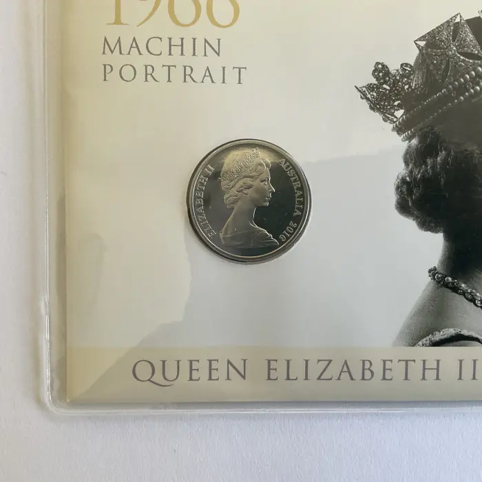 Set of 3 PNC's Queen Elizabeth II  Inc 2016 Machin 20c, IRB 50c & Effigy $1 