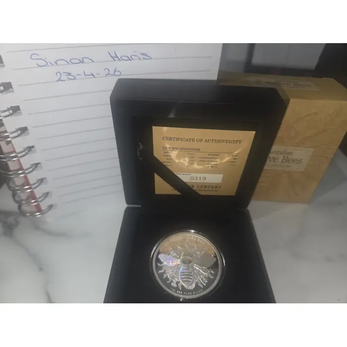 2026 Australian Native Bees - LeafcutterBee 1oz Silver Proof Hologram Coin