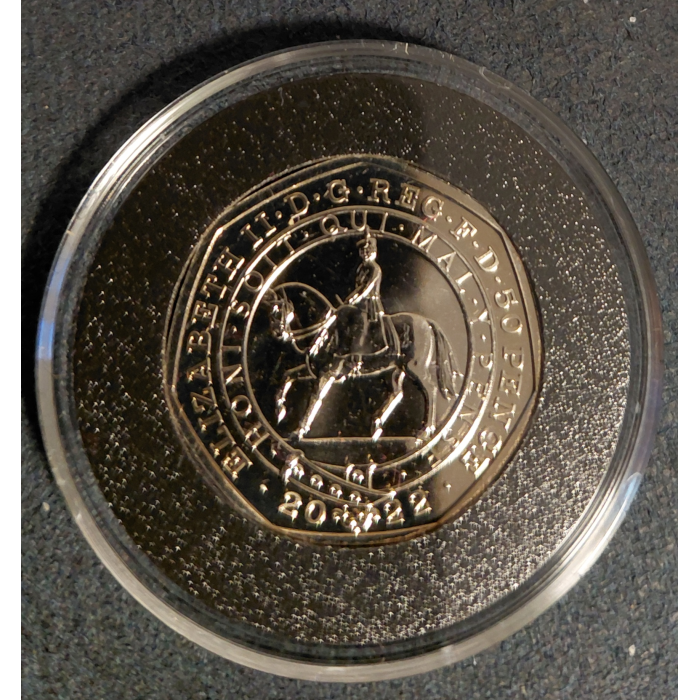  Commemerative - Queen Elizabeth 2 platinum  jubilee  3 coin set