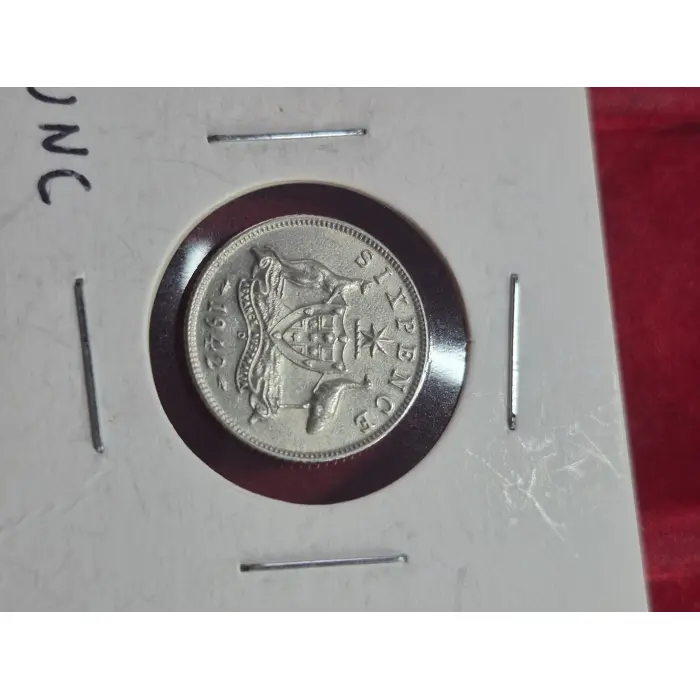 1942 D SIX PENCE UNC