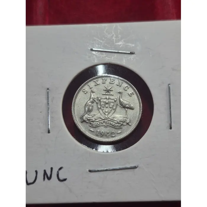 1942 D SIX PENCE UNC