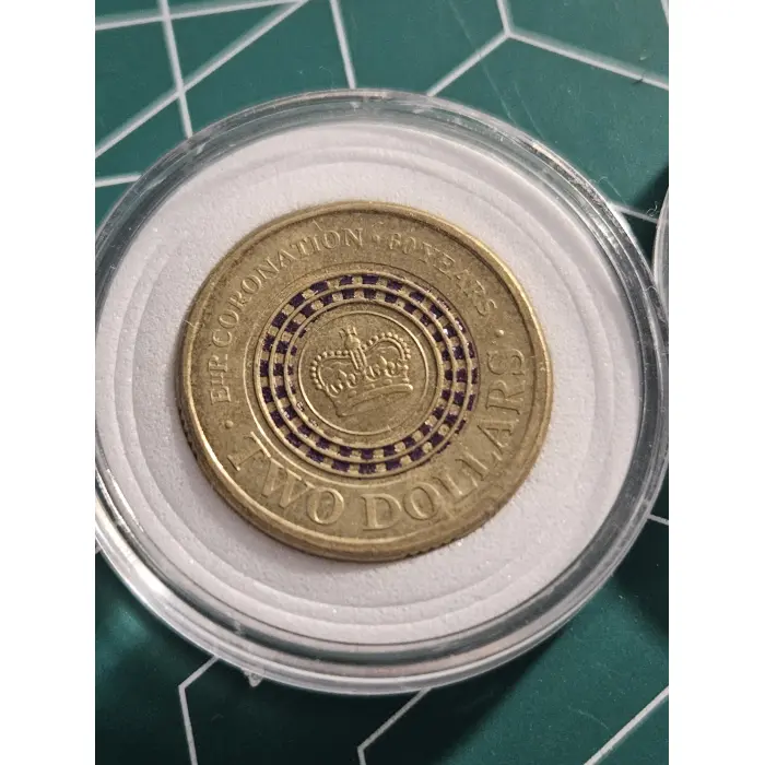 2013 coronation 2022 honey bee