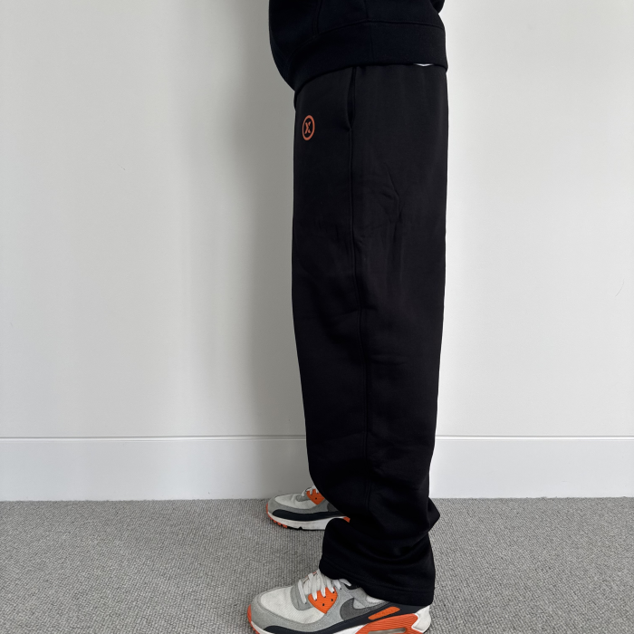 RELAX CUFFLESS TRACK PANTS