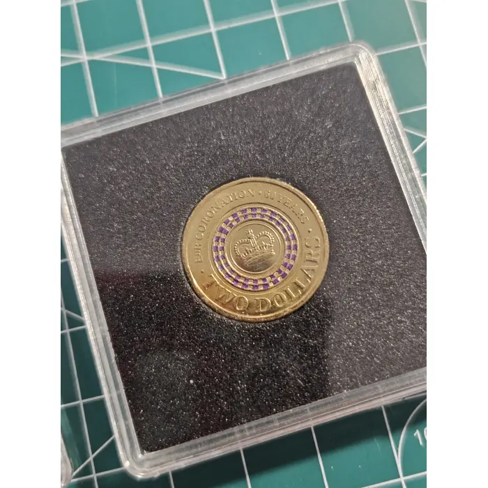 2013 queens coronation $2- uncirculated 