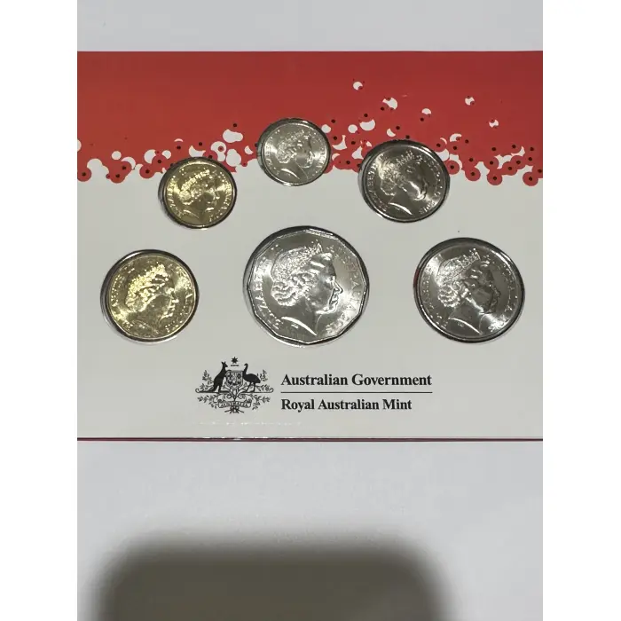 Armistice 2018 uncirculated mint coin set 