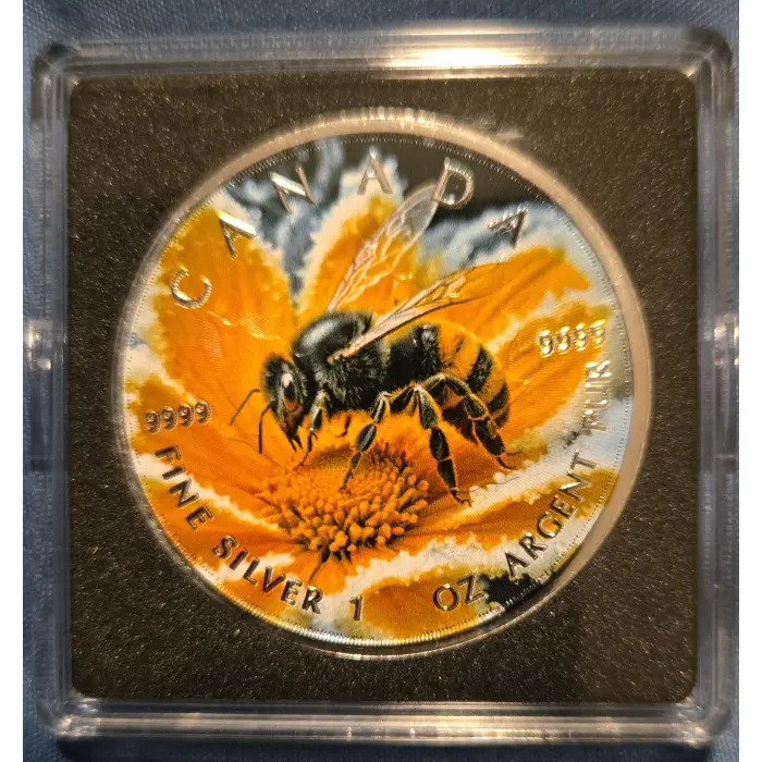 2025 Winter bumble bee 1 oz .999 silver ag $5 Canadian coin COA 13/ 200 low mint