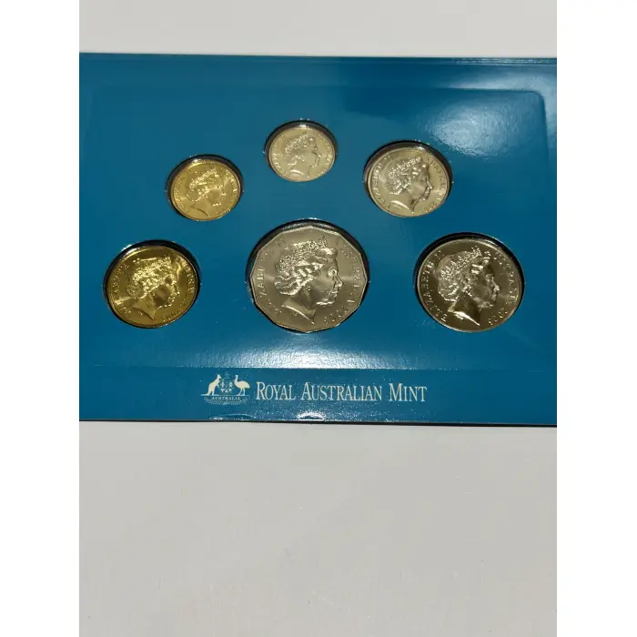 2003 six coin uncirculated set Australian Volunteers 