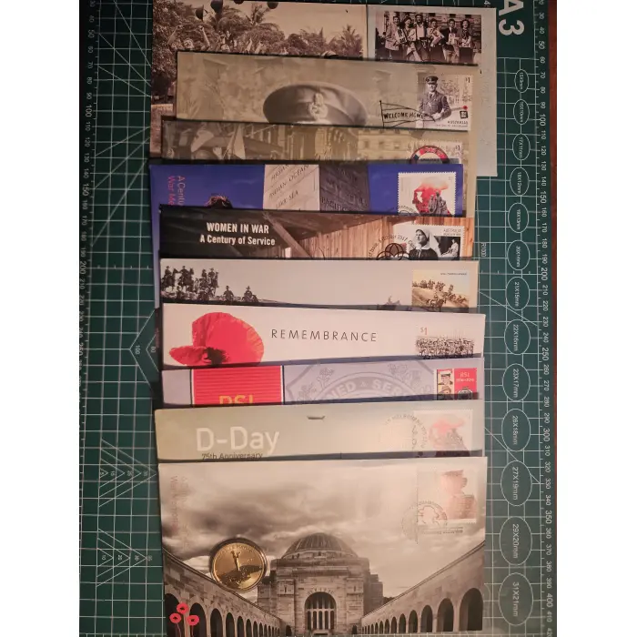 Bundle of 10 war/remembrance themed pnc's 