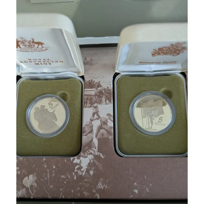 The Anzac 75th Anniversary Commemorative 2 Coin Set 25th April 1990 PRICE DROP
