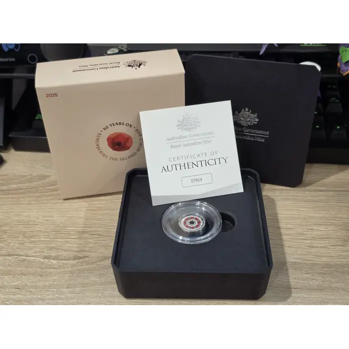 2025 80th Anniversary WWII $2 Mintmark Coloured Silver Proof Coin – Poppy Wreath