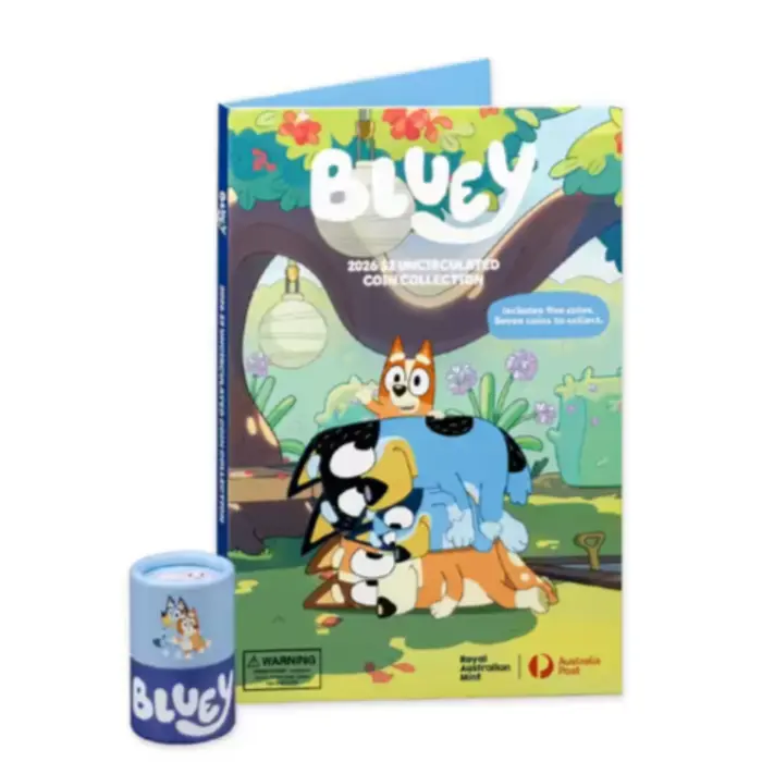 Bluey 2026 Folder and Tube Set ( SEALED TUBE 1 IN 10 CHANCE OF COLOUR)